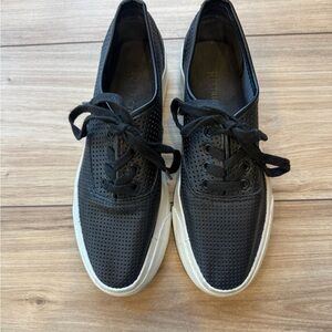 Restricted Shoes Womens 8 Platform Sneaker Black Faux Leather Perforated Casual